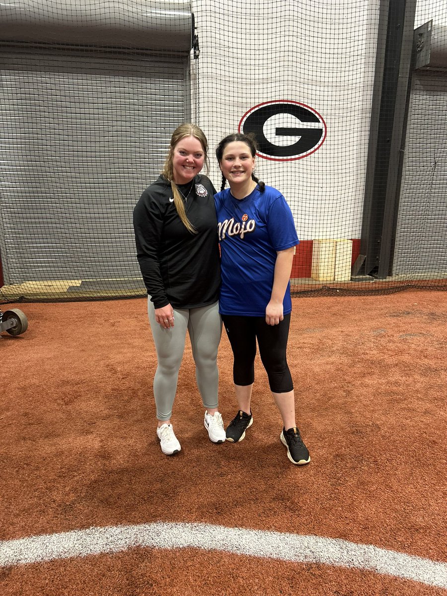 Hadleigh_2106's tweet photo. I had an amazing time at the @UGASoftball clinic ! #mojopride #dawgnation https://t.co/z8xIyAI5St