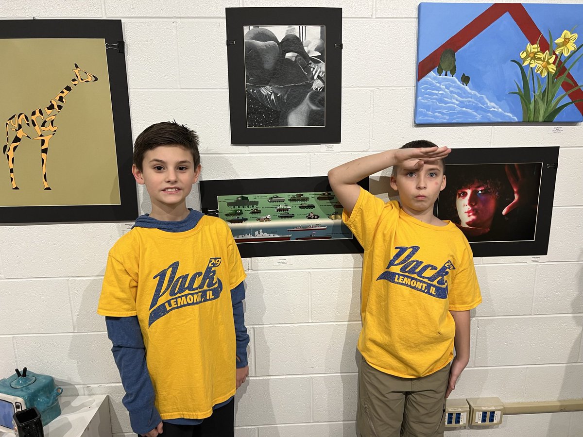 MrHennebry_lhs's tweet photo. Recently members of NAHS & I taught art lessons with Lemont Boy Scout Pack 249. They drew a self portrait, created a Picasso inspired painting & attended the LHS Winter Art Exhibition to earn their Art Merit Badge! #WeAreLemont #Community #OneSchoolOneCommunity https://t.co/QF8nNPFyfs