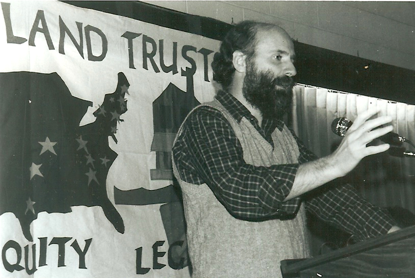 Center4NewEcon's tweet image. "The proliferation of #CommunityLandTrusts in the 1980s and 90s did not happen by accident.  The model’s spread was the product an intentional strategy..."
Read about the early #history of #CLTs and the Institute for #CommunityEconomics (ICE): cltroots.org/the-guide/many…