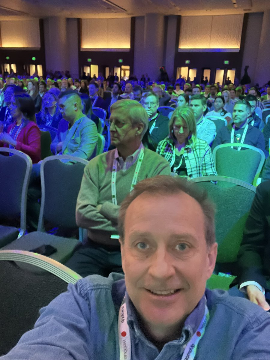 Big crowd -largest ever - at <a href="/LiveRamp/">LiveRamp</a> <a href="/RampUp/">RampUp</a> #RampUp23
Everyone is here … lots of talk about data-driven streaming &amp; linear TV!!