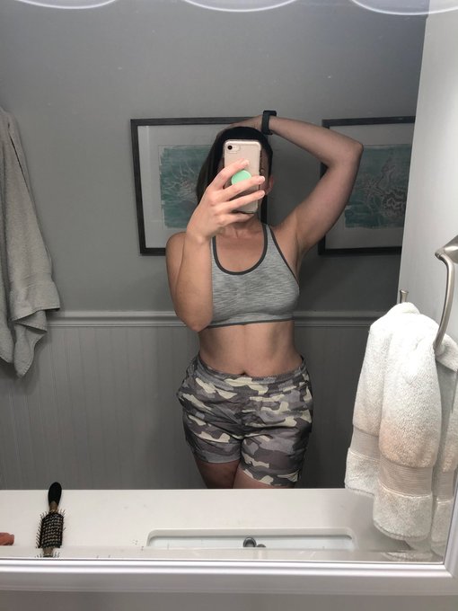 Want to watch me in the shower after my workout? https://t.co/2ZbfOgEnNR<a href="/tag/milf"class="tags"><span>#milf</span></a><a href="/tag/nsfw"class="tags"><span>#nsfw</span></a><a href="/tag/amateur"class="tags"><span>#amateur</span></a>