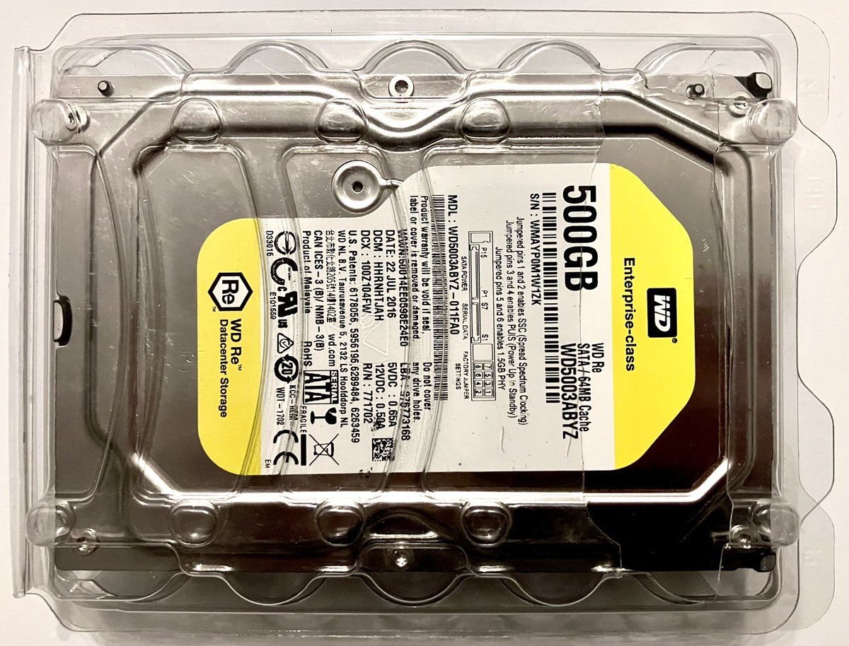 soggi_org's tweet photo. The #vintage | #retro #debug|#POSTCard for #ISA|#PCI and the two unused #SATA #HDDs (#Seagate|@Seagate #Barracuda 1TB and #WesternDigital|@westerndigital #WDRe #Enterprise 500GB) below were also part of the storage clean-up at work and could be saved from #ElectronicWaste. https://t.co/lKYNfqg5Uy