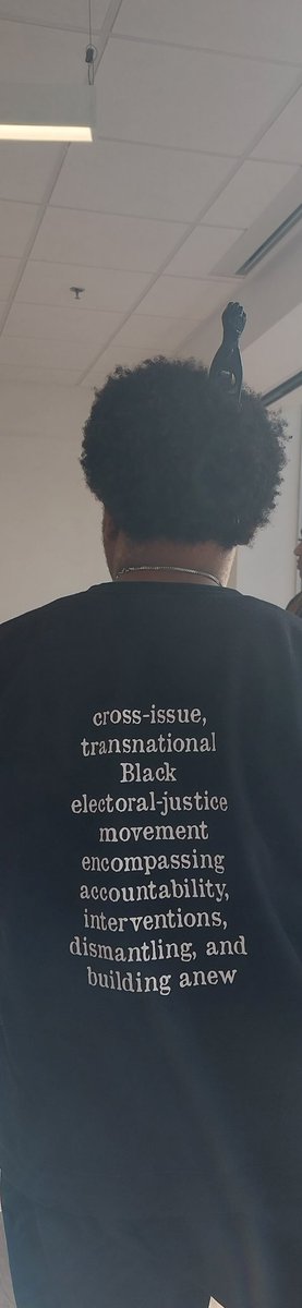 malawian81's tweet photo. This picture is a beautiful summation of the day I've had dreaming up a world that works for Black workers and thus works for all. #GoingBoldTogether #NetworkStrong https://t.co/uH1z8y18h5