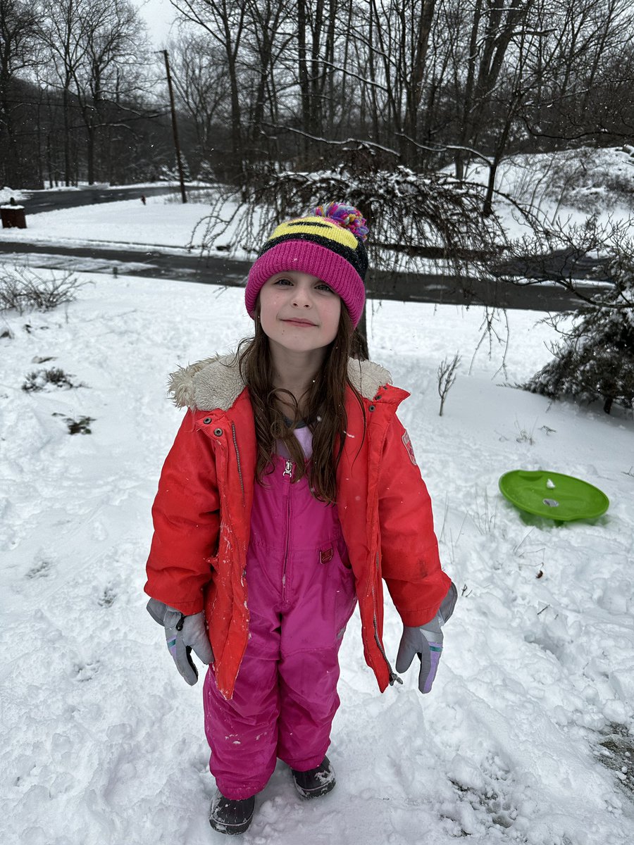 CoachRobEDU's tweet photo. The girls had a SNOW DAY!
Do you want to build a snowman?
Come on, let’s go and play!
#snowday #snowman #girldad #frozen #girldadstuff @jasonsockel @DrCadard @ChristineBemis2 @thomascmurray @CoachKurtHines miss the snow? https://t.co/wKv5gdVk2U