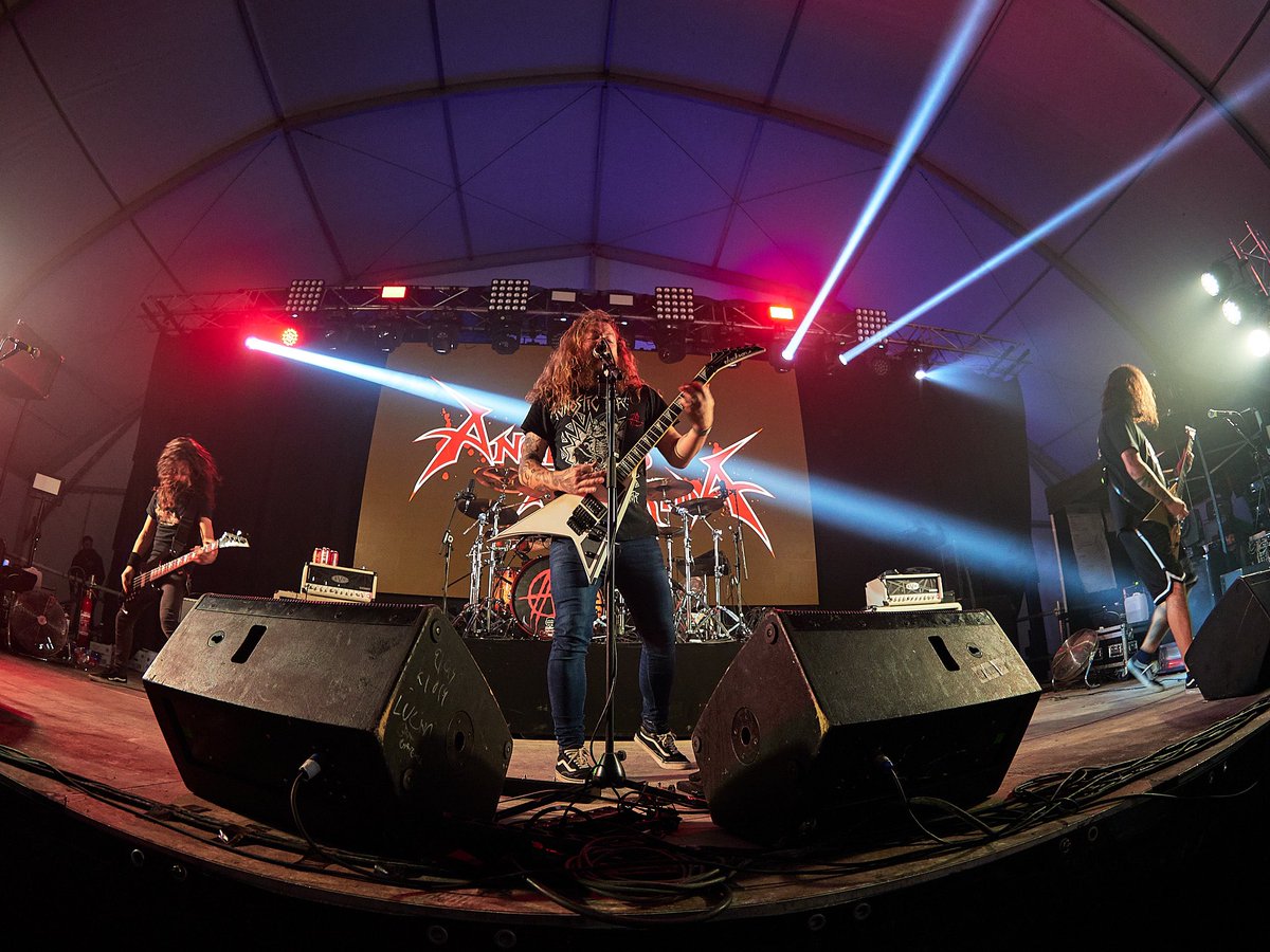 Hatortxurock's tweet photo. #HTX27 📸 Argazki bilduma
🎶 @angelusapatrida
.
.
.
#hatortxu #angelusapatrida #auzolana #elkartasuna #hatortxurock #musikajaialdia #jaialdia #denaketxera #gertu #etxera https://t.co/2Swl0Lo8P0