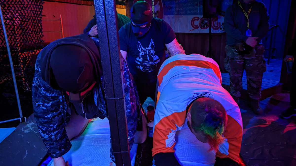 Bouncerthepup's tweet photo. Tending to the livestock at #cog23 #cogweekend
@dozerpup @SecaPup https://t.co/oaLVPBJ8fM