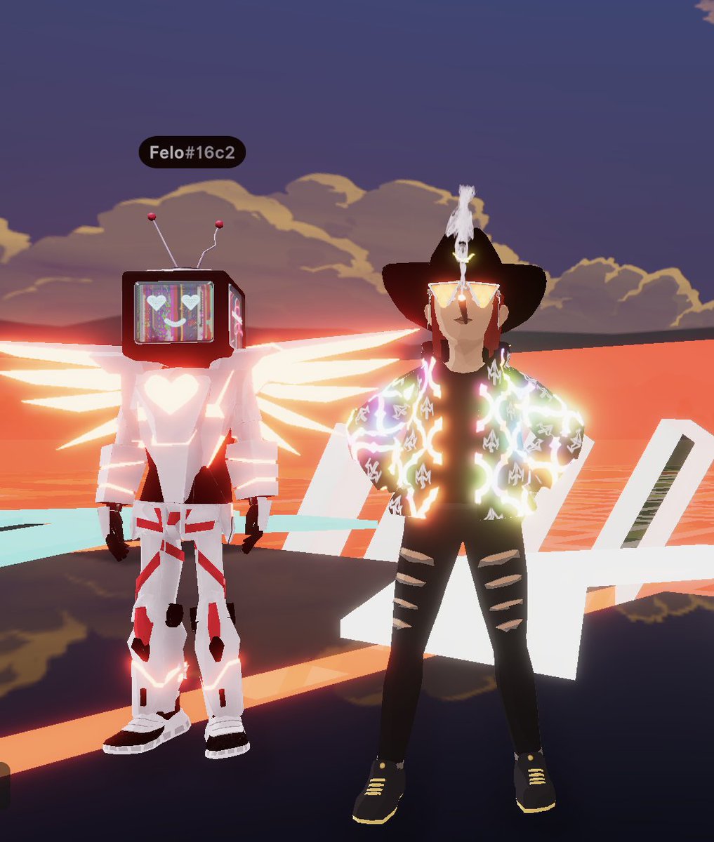HannaLitzbarski's tweet photo. Community Fashion Show #05 @MetaPartyDCL
#CFS5 #Decentraland #Metaverse #Web3
Join stream:
https://t.co/spX8sgtgTi
๐2, 16 https://t.co/fjHu0Nu1at