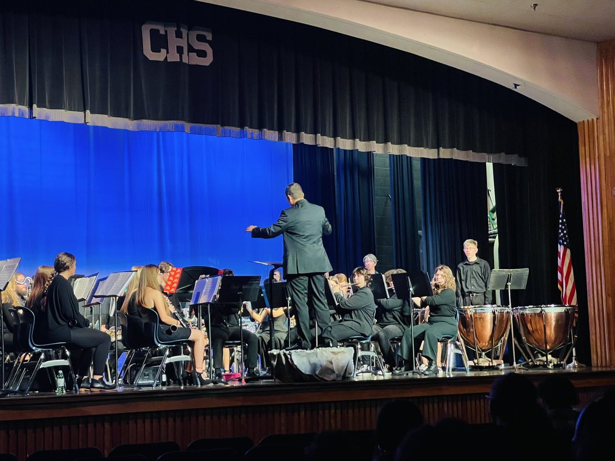 Amazing performance by the CHS concert band! One song, Appalachian Morning, was dedicated in memory of Rush’s music owner that recently passed. So proud of them💚🤍.