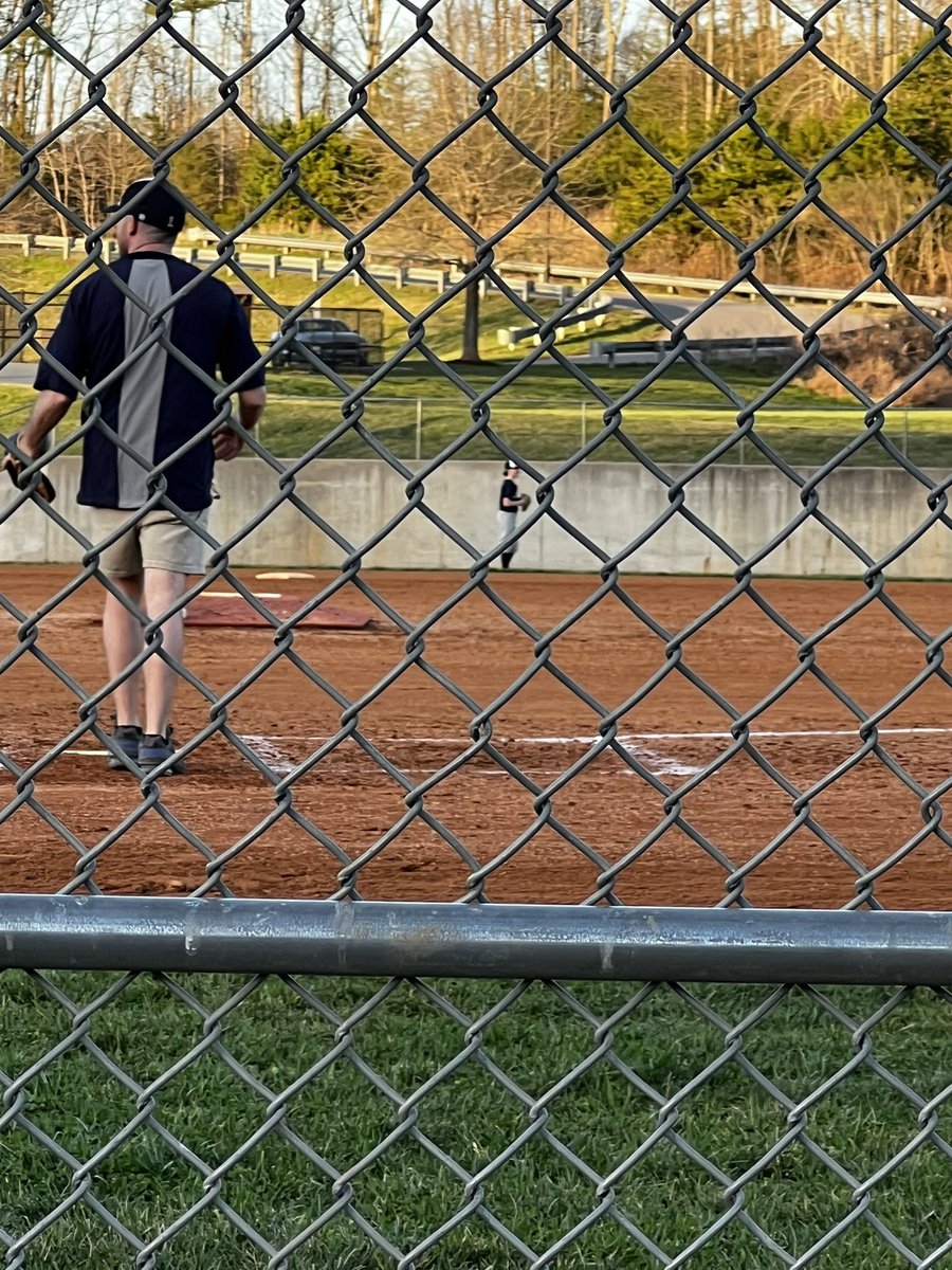 sethrbaldwin's tweet photo. #MiddleSchool @LangtreeCharter #Baseball season opener.
#CB1 got ☝🏼Pitch and turned it into his 1st hit straight up the middle. 
#LetsGooo #TrustTheProcess @Jwill2134 #BiggerThanBaseball #237Club #RedClayWay @RedClayLKN #WeWillGetThemNextTime #centerfield https://t.co/TlSbiwxqrV