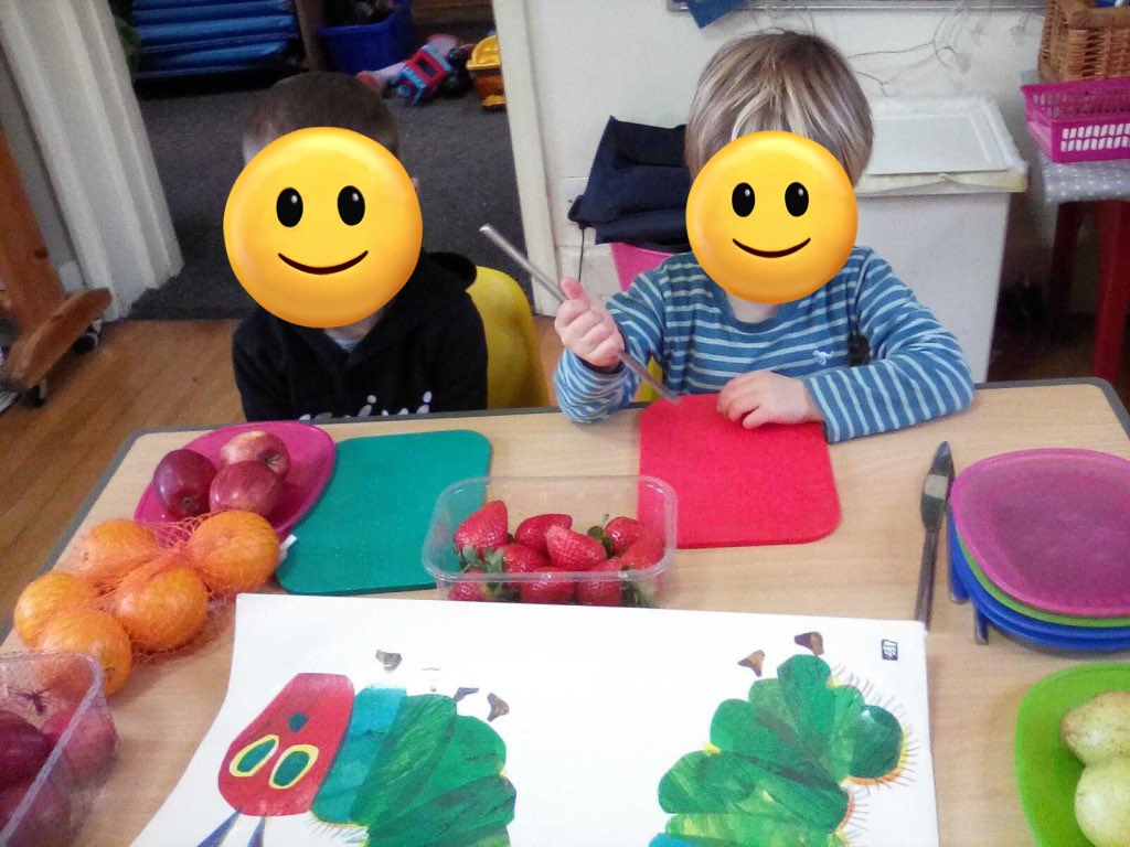 RipeNursery's tweet photo. 📚Our book week has got off to a great start! We’ve been enjoying ‘The Very Hungry Caterpillar’, complete with fruit to taste, then ‘Norman the Slug with the very silly shell’, making our own ‘Normans’ out of play dough and collage!📚#welovebooks #WorldBookDay2023 #youngreaders https://t.co/wQW97ZDkPF