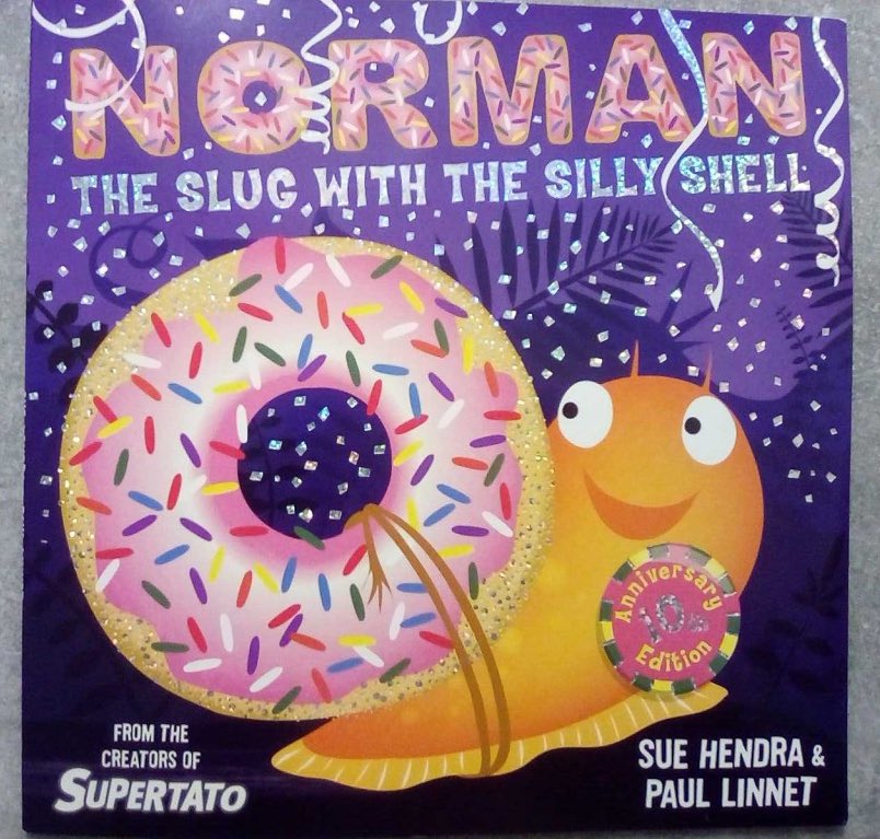RipeNursery's tweet photo. 📚Our book week has got off to a great start! We’ve been enjoying ‘The Very Hungry Caterpillar’, complete with fruit to taste, then ‘Norman the Slug with the very silly shell’, making our own ‘Normans’ out of play dough and collage!📚#welovebooks #WorldBookDay2023 #youngreaders https://t.co/wQW97ZDkPF