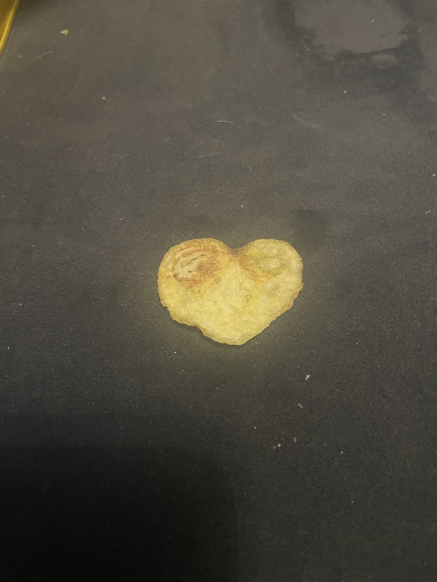 ToddAlison's tweet photo. #lovefromwalkers  or #ET https://t.co/VC2WCpKjzC