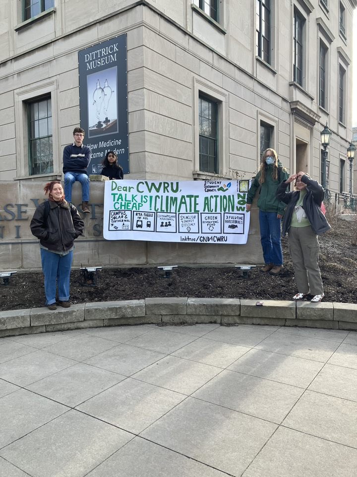 This month, we and our friends at <a href="/CwruSsc/">cwru_SSC</a> dropped our banner in support of a #GreenNewDeal for CWRU. Information on our demands and action steps is available at linktr.ee/sunrisecwru