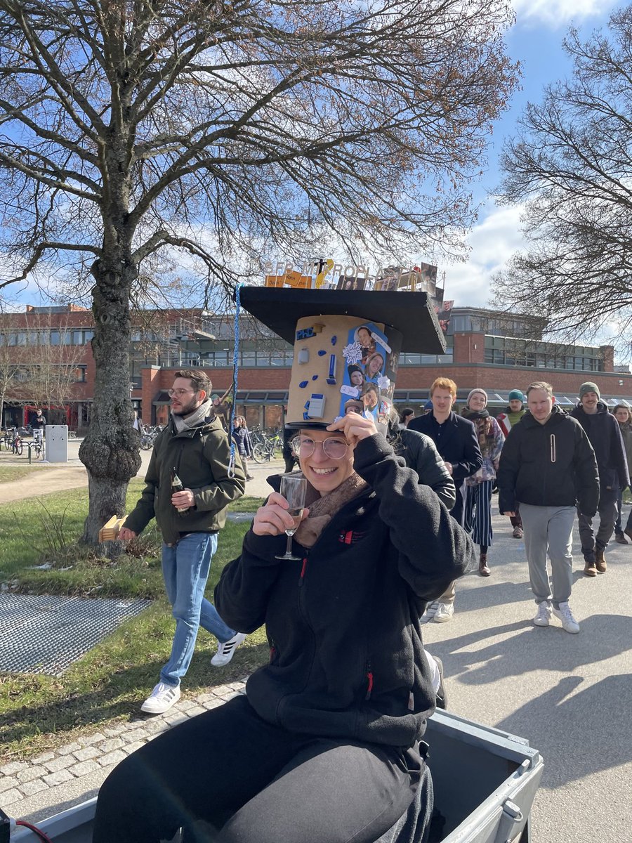 SFB 1357 Mikroplastik (@SFB1357) on Twitter photo 2023-02-28 22:05:42 Time to celebrate🍾! Congratulations to Dr. Nora Meides‼️Excellent PhD defense and the very first within the BayNAT-PhD program 'Interdisciplinary Microplastics Sciences'. She added significant contributions to the @SFB1357 regarding the formation & degradation of #microplastic. Time to celebrate🍾! Congratulations to Dr. Nora Meides‼️Excellent PhD defense and the very first within the BayNAT-PhD program 'Interdisciplinary Microplastics Sciences'. She added significant contributions to the @SFB1357 regarding the formation & degradation of #microplastic.
