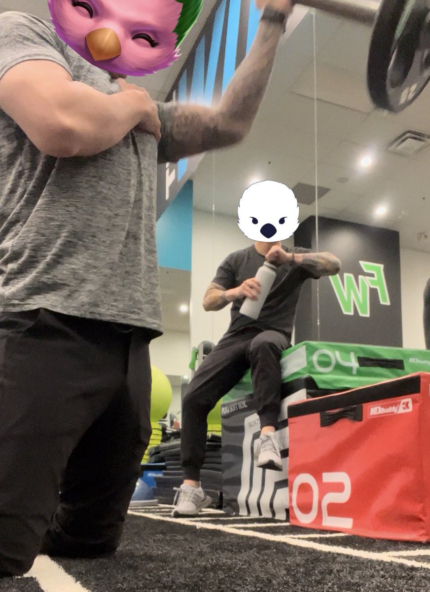 Jabz004's tweet photo. Here we go again! #PumpSama #MuscleSama with @aman_today!! Let’s goo!  Then we went &amp; crushed some Asian BBQ!  
We have a channel just for the fitness freaks in our ecosystem. 
HMU if you want a invite to this chat! 

@MoonsamaNFT getting ready for #Pattaya2023 #SamaCon https://t.co/BXbglHQoav