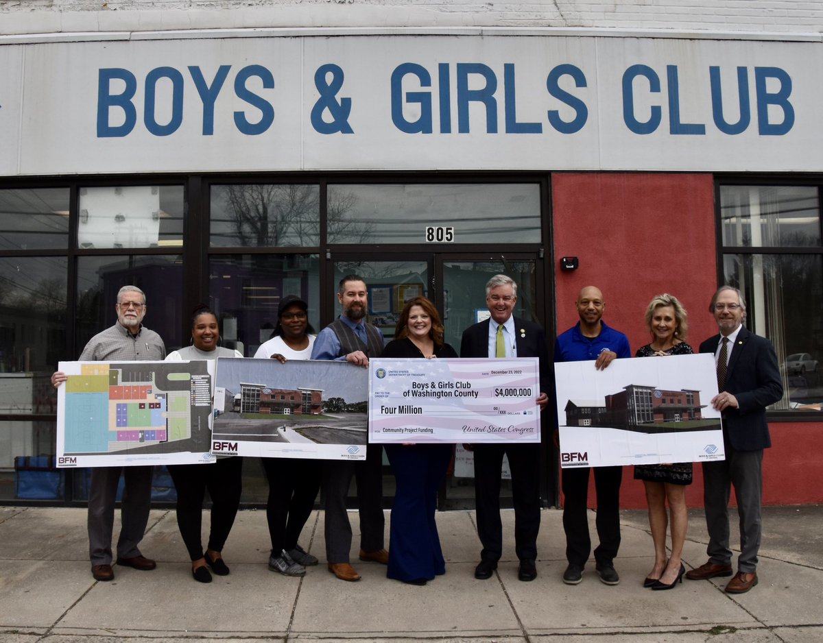 RepDavidTrone's tweet image. I was excited to host @BGCA_Clubs and my friend and CEO of @BGCWC_MD Addie Nardi in my Capitol Office today to discuss how - working together - we can build a brighter future for America&apos;s children. I proudly delivered $4 million in #CommunityProjectFunding to help do just that.