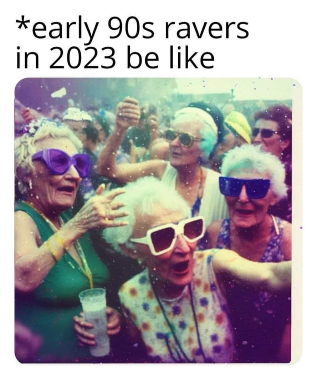 CowieCandles's tweet photo. #raversdoitbetter #raverselfie #ravers #raversaroundtheworld #dingdongravers #90sstyle #raves #ravelife #ravegirls #ravello #intags #rave #raversunite #90svibes #raverschoice #socalravers #raverslife #90s #raversdelight #raversoftiktok #raversofinstagram https://t.co/kO8d29Q842