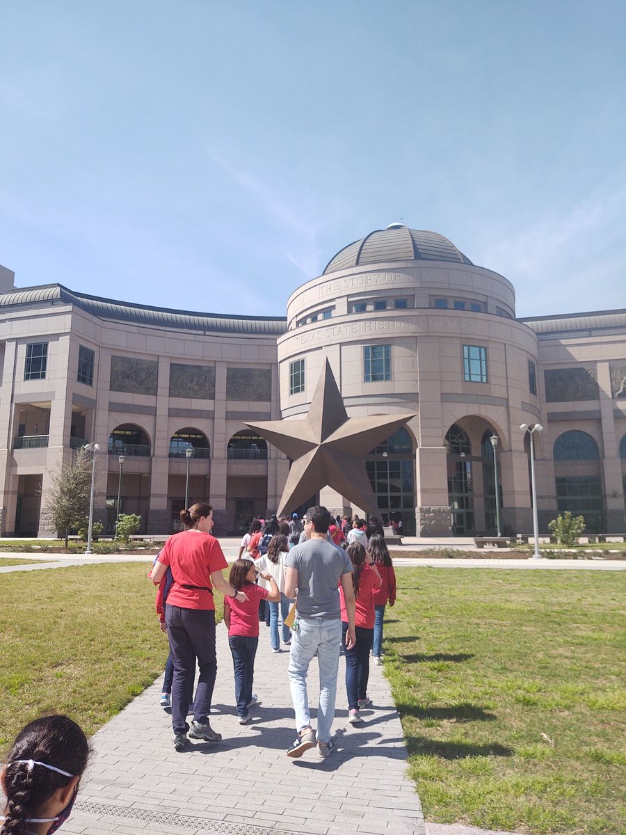 REDSTEM_Magnet's tweet photo. Today, the fourth and fifth grade classes traveled via bus to Austin to visit the sights and sounds of the capitol building. https://t.co/AfBQxrH7I3