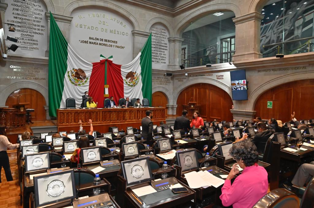 La #LXILegislaturaEdomex solicitó fiscalizar, investigar y sancionar las faltas administrativas y hechos probables de corrupción y violencia política en razón de género cometidos por el C. Jorge Alberto Pérez Zamudio, ex coordinador de Comunicación Social del gobierno estatal.