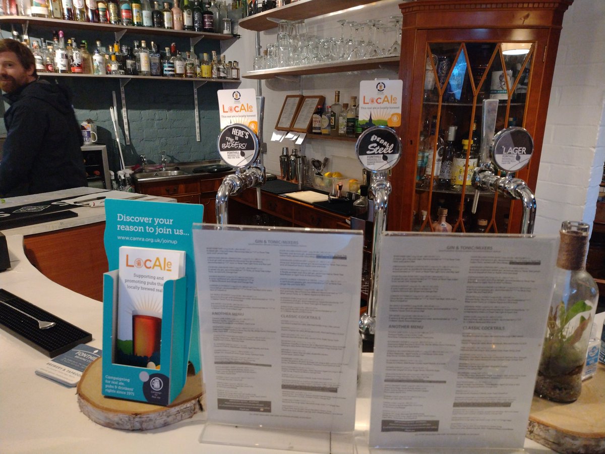 <a href="/WestKentCAMRA/">WestKentCAMRA</a> #LocAle Update! You will start to see these pump clip crowns reappear around the branch, they signify both cask and <a href="/KeyKeg/">KeyKeg_official</a> beers being produced locally 

Brewers who’s pump clips can be displayed with LocAle tagged in the picture 🍻👍