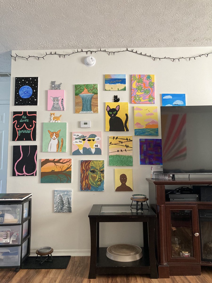 bongfarty's tweet photo. my house is such a home https://t.co/10QERfcKFm