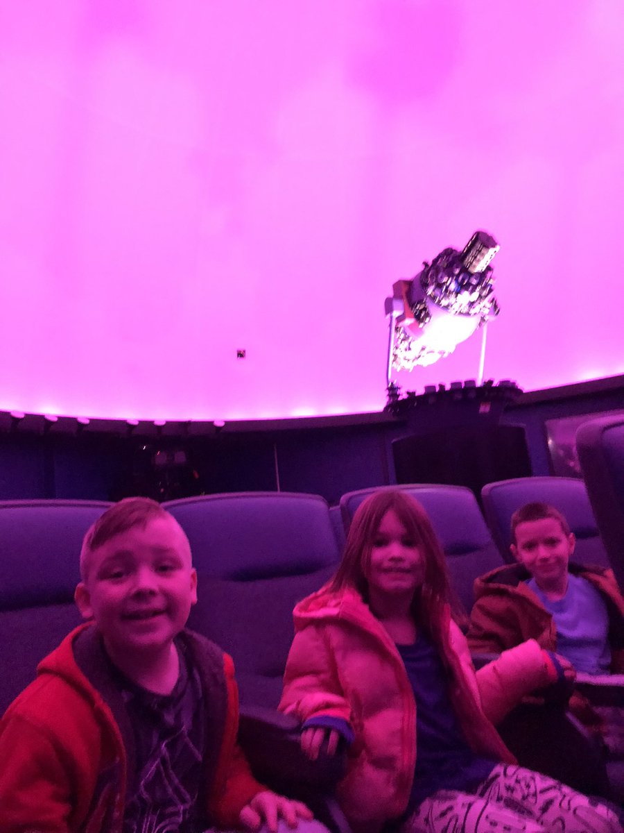 WBEkropp's tweet photo. Thank you @CCSPlanetarium for such a fun and informative field trip about the sun, moon, and stars!!☀️🌙⭐️ @WolfgangClass https://t.co/RGG2wR7rIb