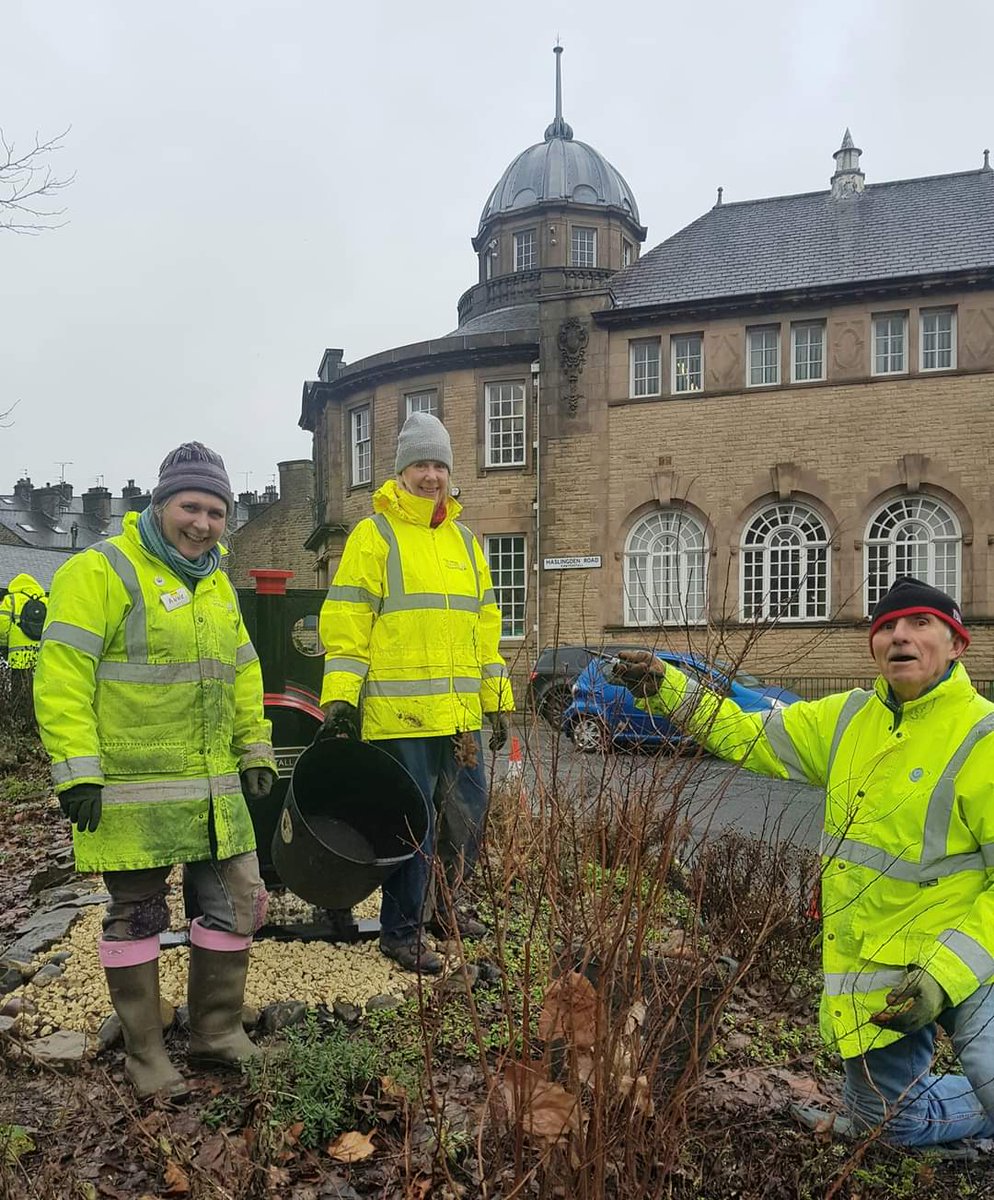 A real pleasure at Full Council meeting this evening to congratulate <a href="/CivicPrideRoss/">Civic Pride Rossendale</a> on being put through to the National Britain in Bloom awards. We're so proud of everything they've achieved, they really do represent all that is good about our Borough. Well done, everyone!