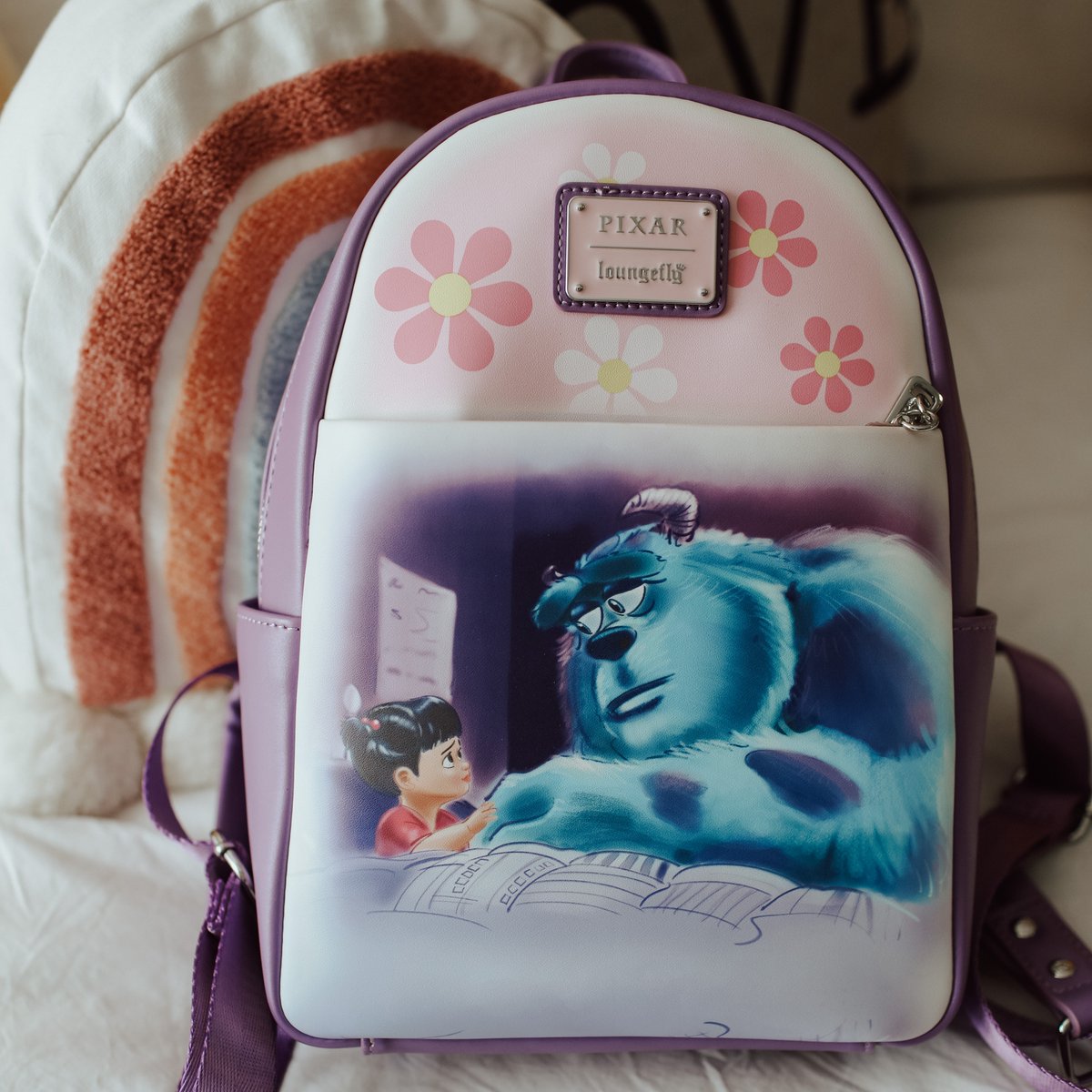 "Kitty has to go now" 😥

Relive this bittersweet moment with this gorgeous Disney Moments #MonstersInc Sully and Boo #Loungefly. Exclusive to VeryNeko, and available now on the website! 
>> bit.ly/3IZxQBP

📸 'blakespopnook' on Instagram