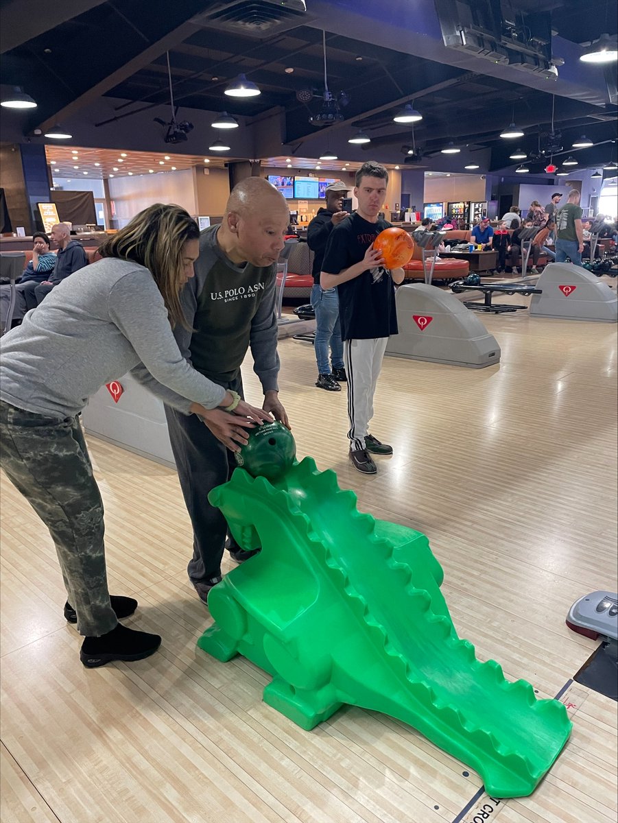 GreystonePrgrms's tweet photo. Bowling is right up our alley. Our individuals enjoyed a fun day out and left no pin standing.
#greystoneprograms #hudsonvalleyny #hudsonvalley #bowlingforfun #thingstodointhehudsonvalley https://t.co/vcpBDVIEte