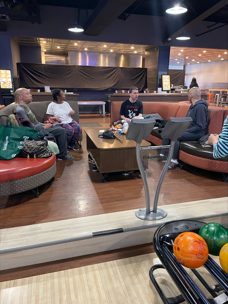 GreystonePrgrms's tweet photo. Bowling is right up our alley. Our individuals enjoyed a fun day out and left no pin standing.
#greystoneprograms #hudsonvalleyny #hudsonvalley #bowlingforfun #thingstodointhehudsonvalley https://t.co/vcpBDVIEte