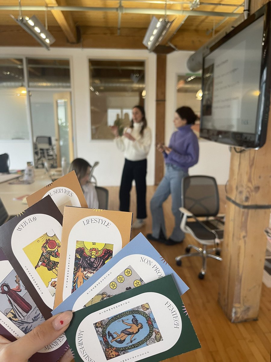 larnold5's tweet image. Today the @TalkShopMedia Toronto team came together for my favourite day of the year (AKA Fiscal Planning).💫

We manifested our dream clients + industries, while discussing what we’re leaving behind in last fiscal. 

Love this team. #PR #TorontoPR