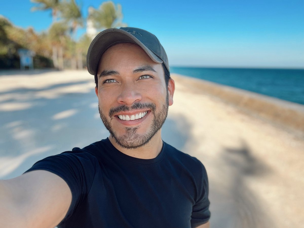 DANIELPAEZMusic's tweet photo. Encontrando inspiración en el brillo de tus ojos ✨ https://t.co/5lgtQr0xFs