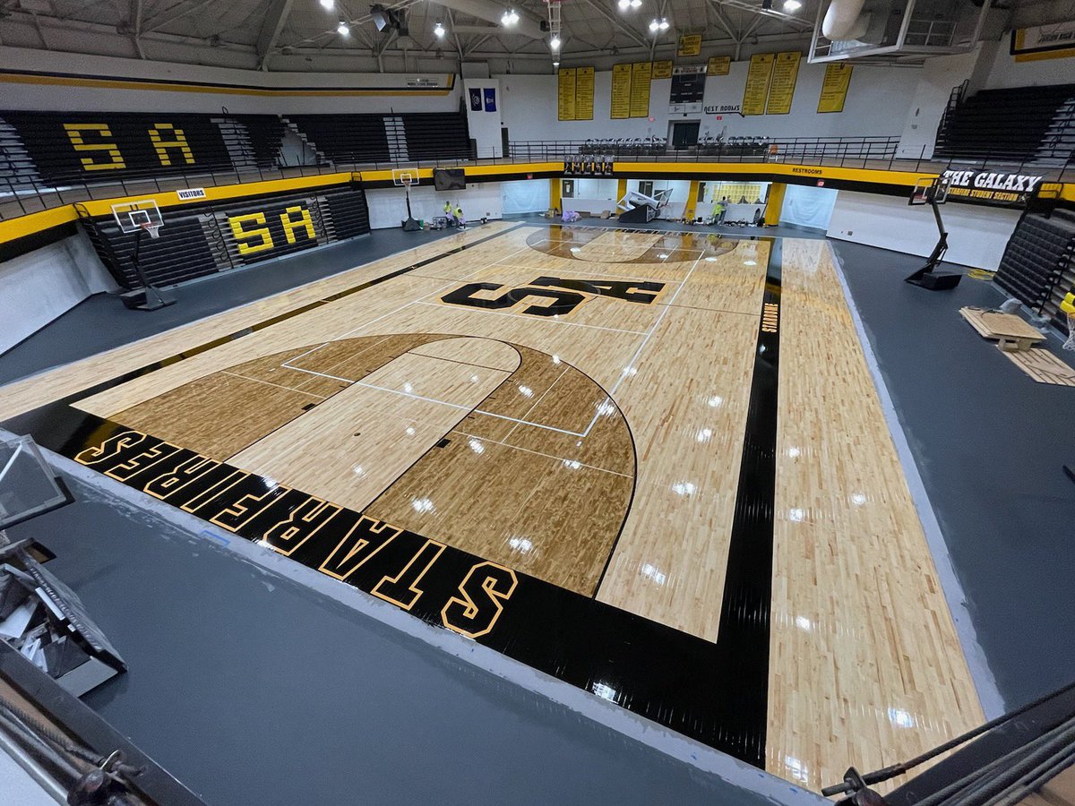 the_spru's tweet image. One of the best “small school” gyms in the state @SA_Athletics #stardome #newfloor