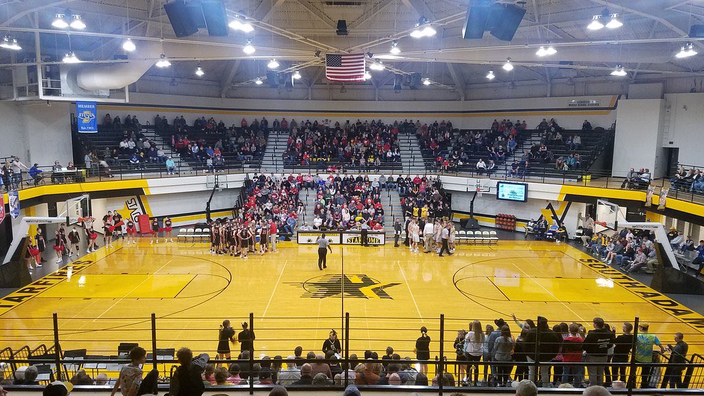 the_spru's tweet image. One of the best “small school” gyms in the state @SA_Athletics #stardome #newfloor
