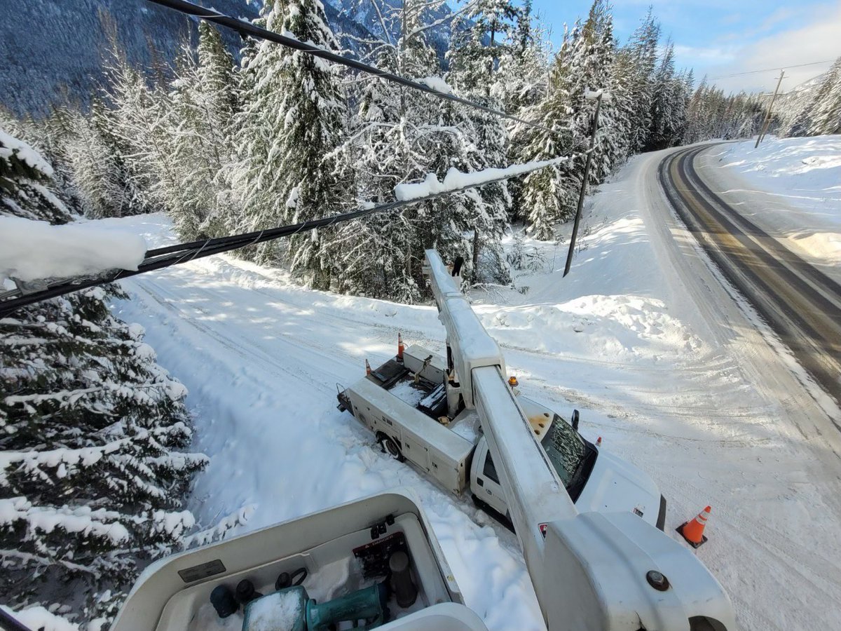 NEWS: reports Q1 2023 financials - sales up +37% y/y. “We have a solid foundation &amp; aggressive strategy that we are successfully executing against to enhance revenue &amp; scale our business in the next chapter of our growth”-Mike Plotnikoff,CEO newswire.ca/news-releases/… $LTE.V $LTCCF