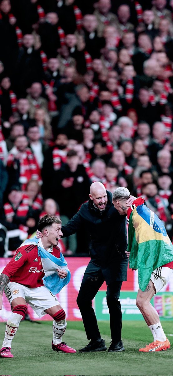 ManUnitedXtra_'s tweet image. No Manchester United fan should have less than 1000 followers. 

ALL united fans follow me, Like and RT this post. 

Then comment &apos;❤️&apos; and follow everyone who likes it. Turn notis on 🔔
 
#GlazersOut #MUFC