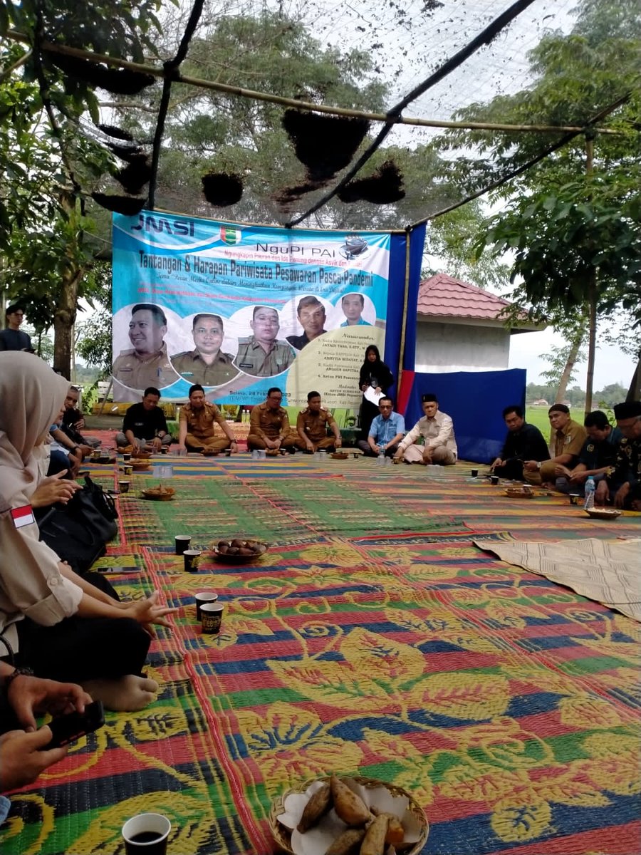 island_puri's tweet photo. Tabik Pun
@jmsindonesia Kabupaten Pesawaran mengadakan NGUpi Pai di Wisata Embung Purworejo Negeri Katon Selasa 28 Pebruari 2023.
.
Tantangan dan Harapan Pariwisata Pesawaran Pasca Pendemi dengan Tema Peran Media Online dalam Meningkatkan Kunjungan Wisata di Era Digital.
. https://t.co/nCQt37zyK6