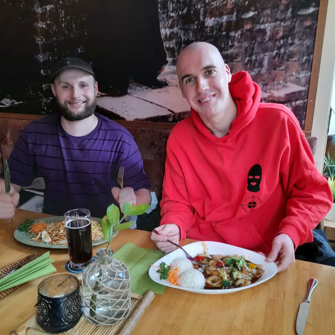 ECHT€ ALB€RT0! tweet media