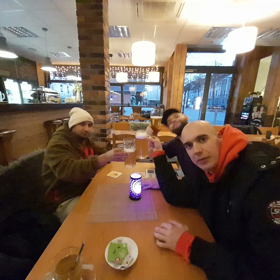 ECHT€ ALB€RT0! tweet media