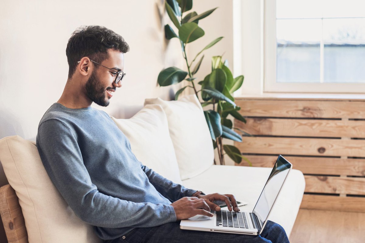 RunnymedeCap's tweet photo. 10 Companies That Hire Part-Time Proofreaders and Editors https://t.co/p1eoxn3QLq | Money Talks News @moneytalksnews #StacyJohnson #FinancialFreedom #Hiring #PartTime #Proofreaders #Editors #MoneyTalksNews https://t.co/qpXF5H9QJe