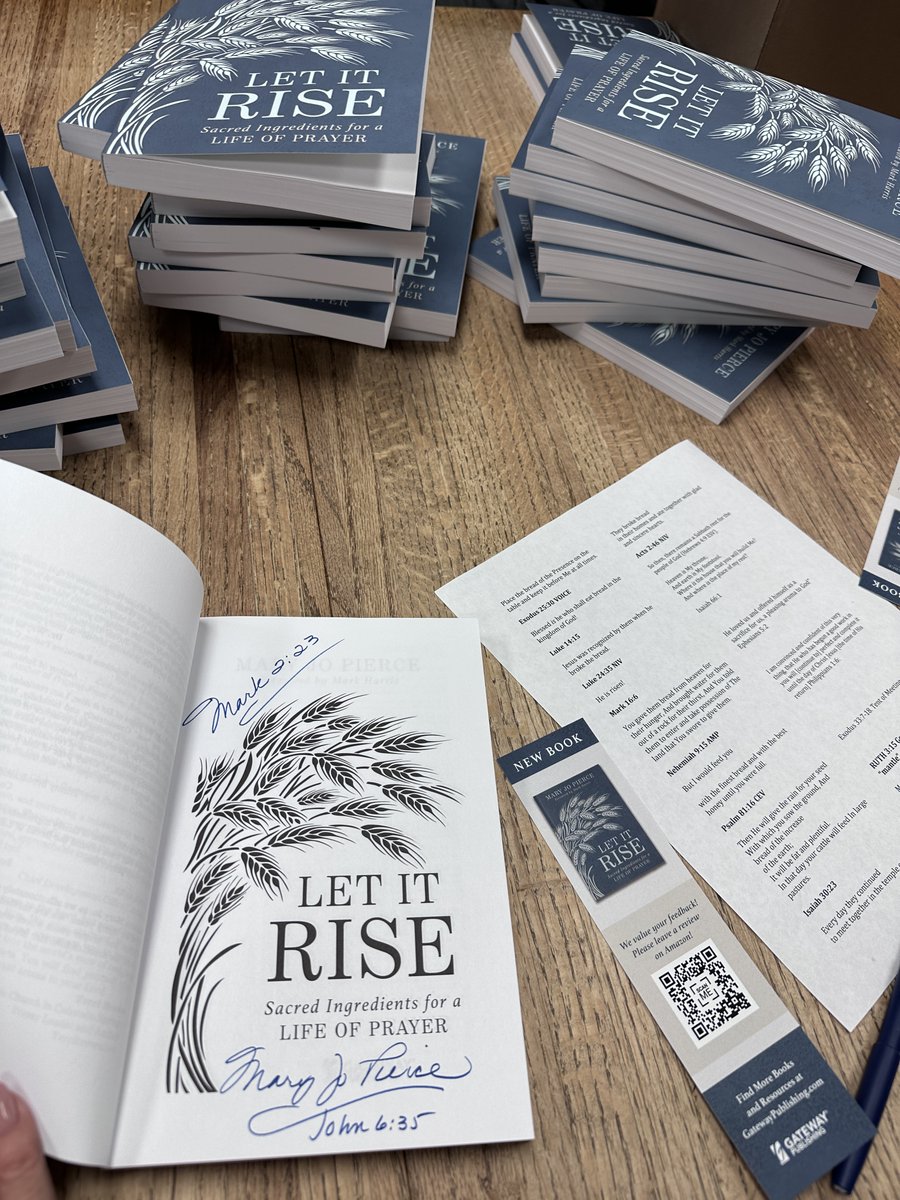 MaryJo_Pierce's tweet photo. Surreal as I signed pre-orders Let It Rise: Sacred Ingredients for a Life of Prayer. Ever since Jesus invited me into my kitchen to bake bread I dreamed of writing about Jesus Bread of Life, baking bread, sabbath rest and prayer! #letitrisebook #lifeofprayer @gatewaypublsishing https://t.co/qJFMS8asKk