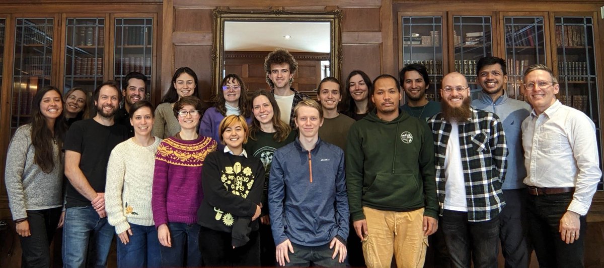 📸End of the two-week intensive course in #biodiversity #science organized at Gault with rich discussions around trends, concepts and issues related to the #protection of #biological diversity 🐞

#Québec #COP15