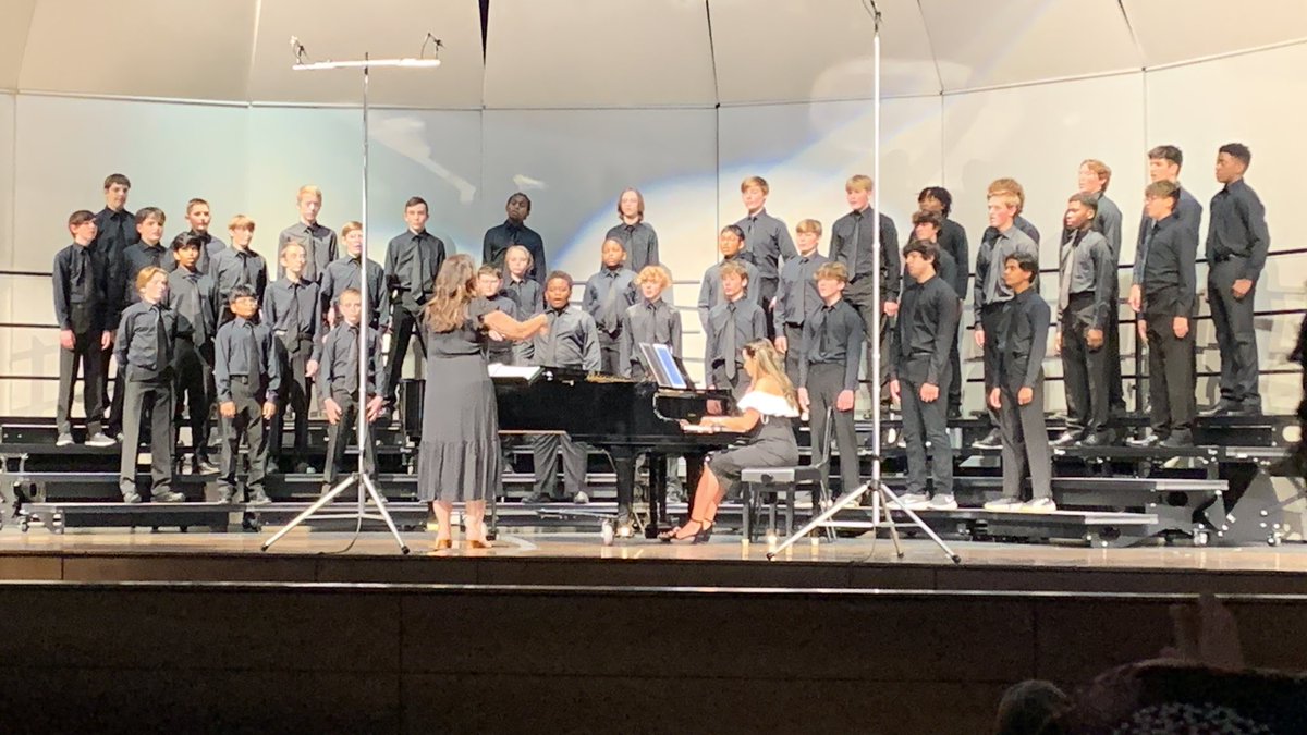 Such a great performance <a href="/RogersChoir/">Rogers Choir</a> at the <a href="/uiltexas/">Texas UIL</a> competition!!!!