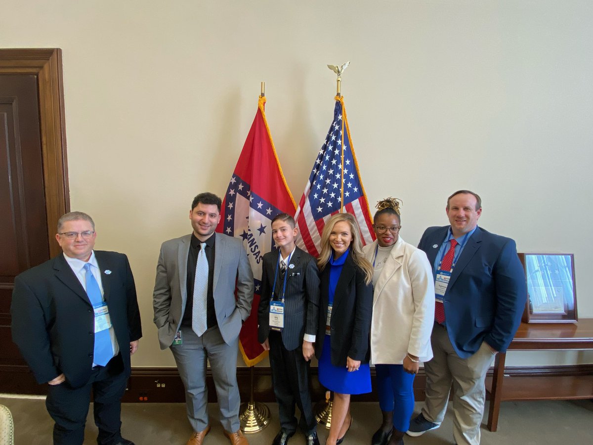 Thank you to Faisal Al-Hmoud from <a href="/SenTomCotton/">Tom Cotton</a>’s office for meeting with Club representatives and Club Youth, Billy, about the important work that Clubs do.

We enjoyed sharing about issues that affect all kids and how Clubs can help! 

#GreatFutures #InvestinKids #NDOA2023