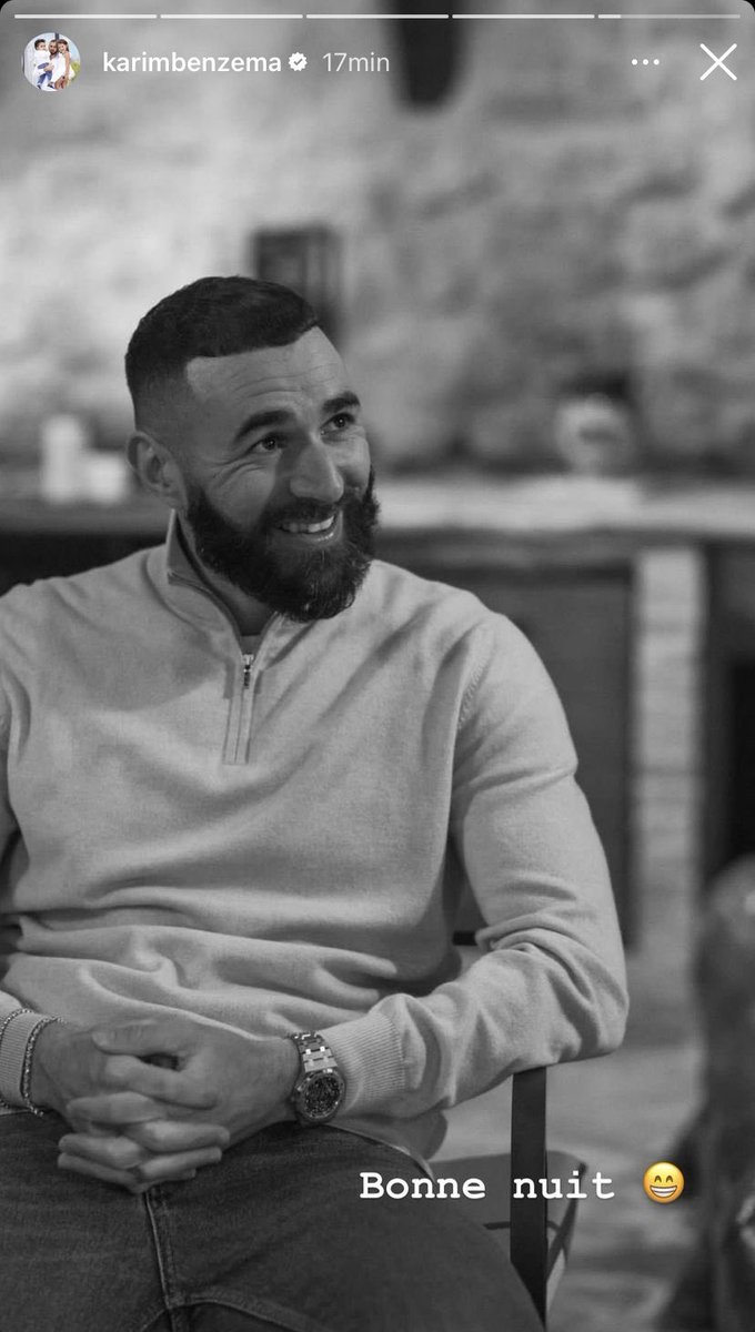 Karim Benzema sur Insta... Il comprend pas tu m'étonnes tssss quel foutage de gueule cette cérémonie