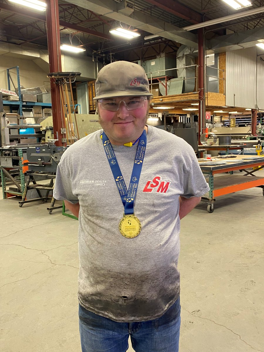 LSM_Comfort's tweet photo. Congratulations to all local athletes that competed in the Special Olympics Alberta Winter Games this past weekend. 
Rob, we are very proud to have you on our team!!!  Well done! Grande Prairie Curling Centre
 #LocalNews #specialolympics
#curling #curlingcanada #LSMgroup2007 https://t.co/Fc3Po01GjL