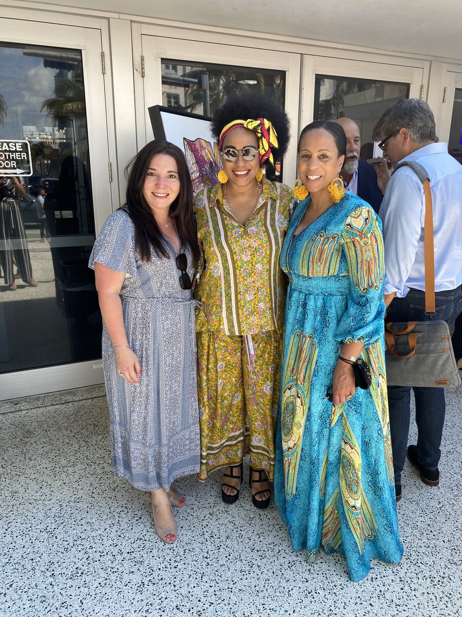 GreaterMiamiCVB's tweet photo. #CarnavalMiami is back! Join @KiwanisKCLH
this weekend for a celebration of art, music, dining and entertainment along Miracle Mile in Coral Gables. 

The #GMCVB joined the kick-off of the 2023 event featuring the poster unveiling and reveal of the Queen of @Carnaval_Miami! https://t.co/Uz0s64HvOw