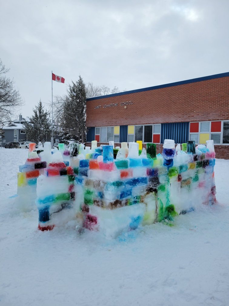 JohnstoneSchool's tweet photo. This year’s ice castle was a complete success! Thank you winter weather for cooperating. And a huge thank you our volunteers for helping with the build and our community for making so many ice bricks. #bettertogether #carnaval https://t.co/YLx3T3Wq8D
