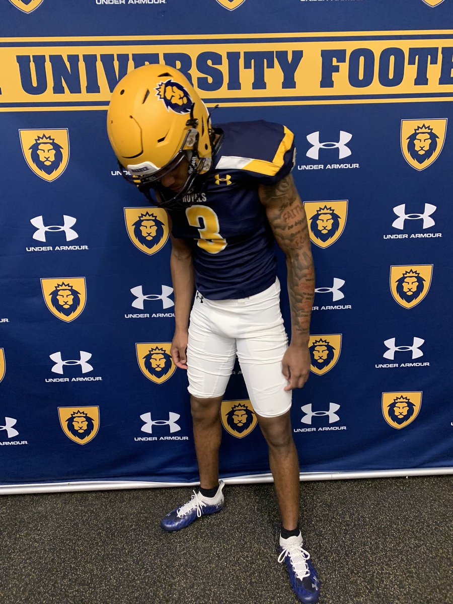 GraysJahmier's tweet photo. THANKYOU 🫶🏾@WarnerUFootball #blessed 
@dburks88 @coach_pi https://t.co/CZ8rUM4RPQ