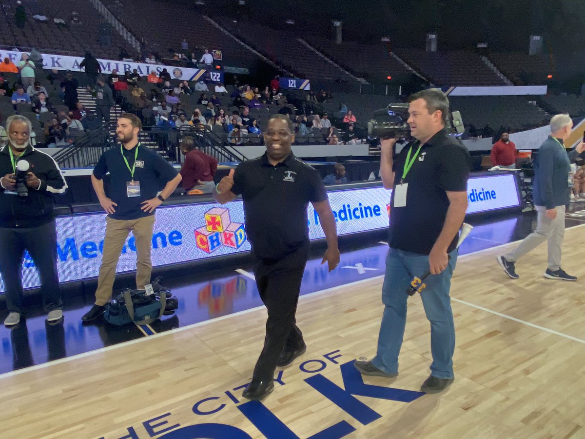 Congratulations to the <a href="/LHSCavs/">Lakeland High School</a> Girls Basketball Team for winning the <a href="/VHSL_/">VHSL Athletics</a> Region 3A Basketball Championship! This is their 3rd Regional championship in a row!!! Sounds like a dynasty!!! Congratulations Lady Cavs and Coach Rountree!!! #SPSCreatesAchievers #StateBound 🏀 🏆